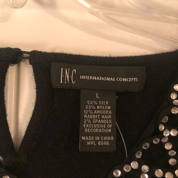 🟣🟣🌸Beautiful INC Detailed Sweater - Picture 4 of 4